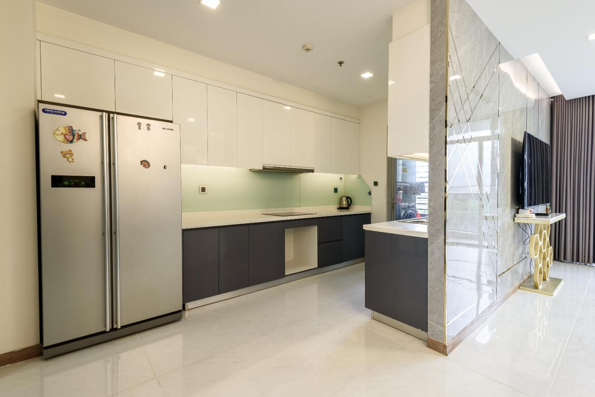 Ở trọ Vinhomes Residences Luxury *